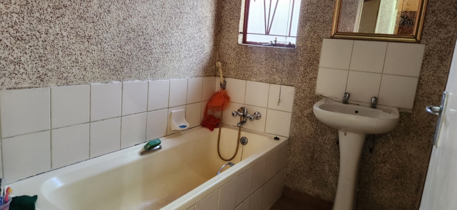 3 Bedroom Property for Sale in Boitekong North West